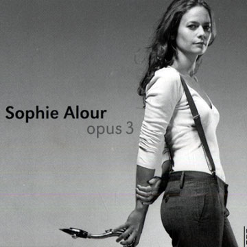 Opus 3,Sophie Alour